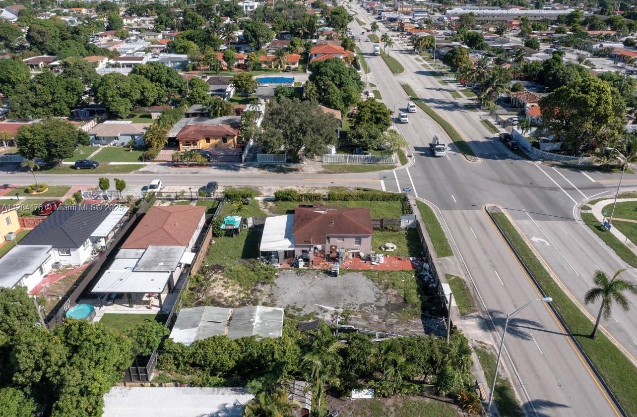 782 East 37th Street Hialeah, FL 33013 - Photo 30 of 46 an aerial view of residential houses with outdoor space