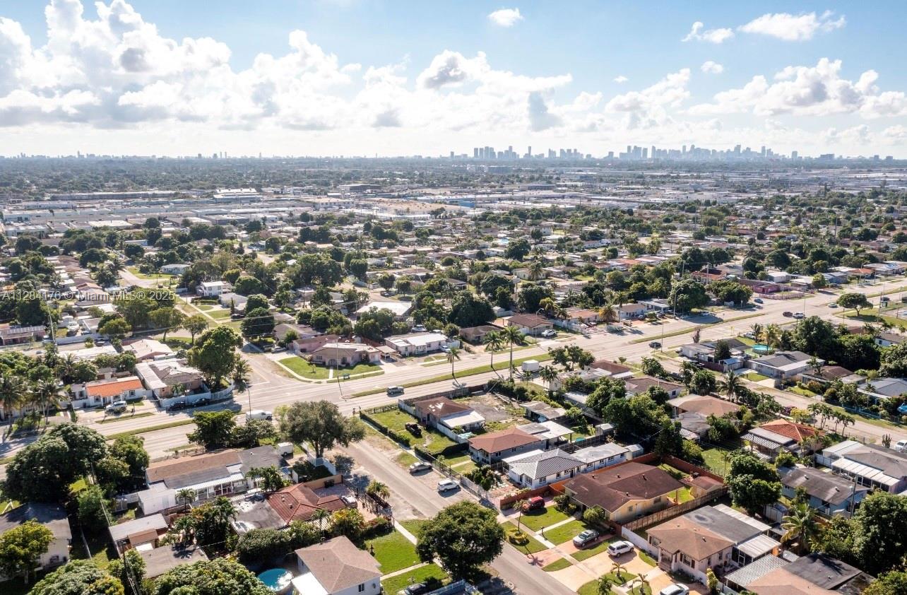 782 East 37th Street Hialeah, FL 33013 - Photo 36 of 46 an aerial view of a city
