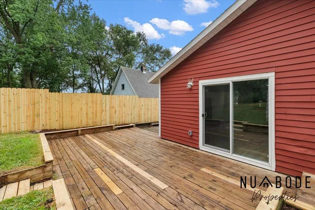 $249,900 | 548 Eastern Avenue Northeast, Grand Rapids, MI 49503