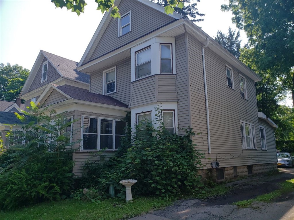562 Seward Street Rochester, NY 14608 - Photo 1 of 1