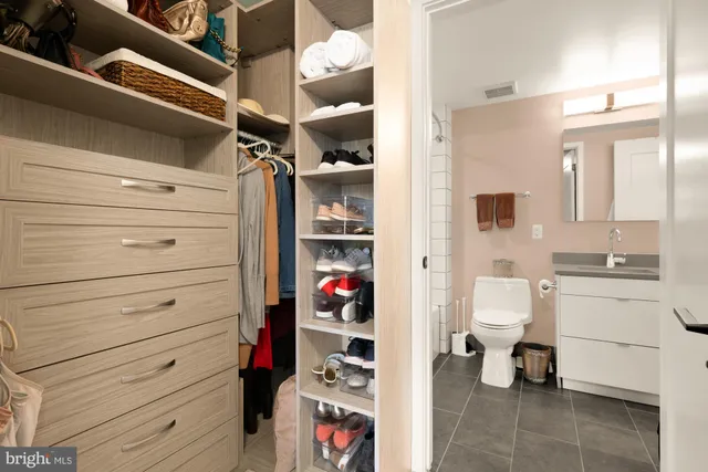 a view of a walk in closet