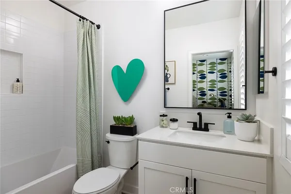 $799,990 | 318 East William Way, La Habra, CA 90631