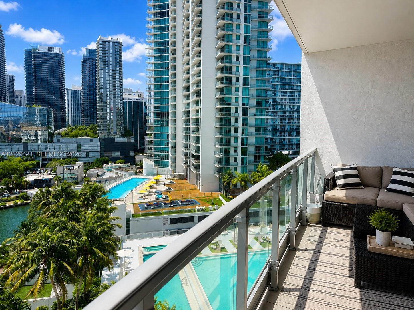 90 Southwest 3rd Street, Unit 1703 Miami, FL 33130 - Photo 9 of 16