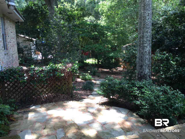 699 Morphy Avenue Fairhope, AL 36532 - Photo 8 of 9