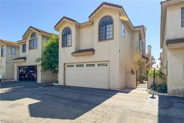 $635,000 | 544 North Orange Avenue, Unit B, La Puente, CA 91744