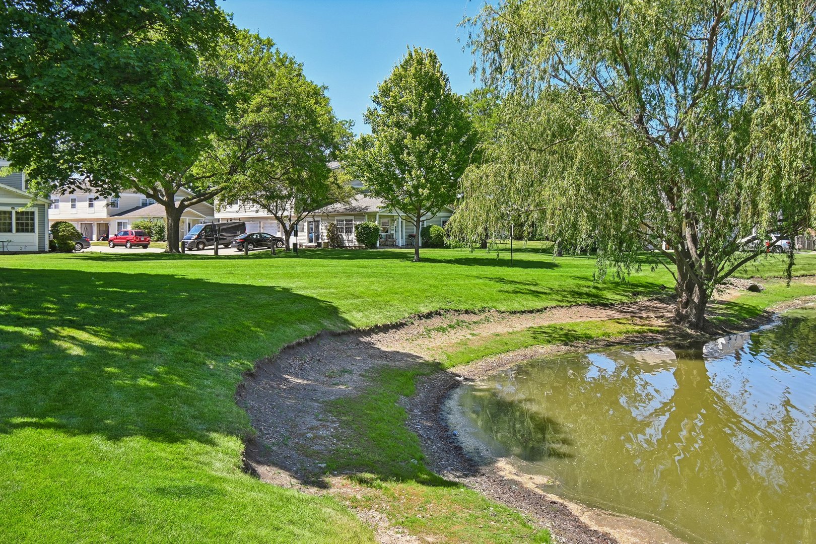 1302 Fall Court Wheeling, IL 60090 - Photo 23 of 29