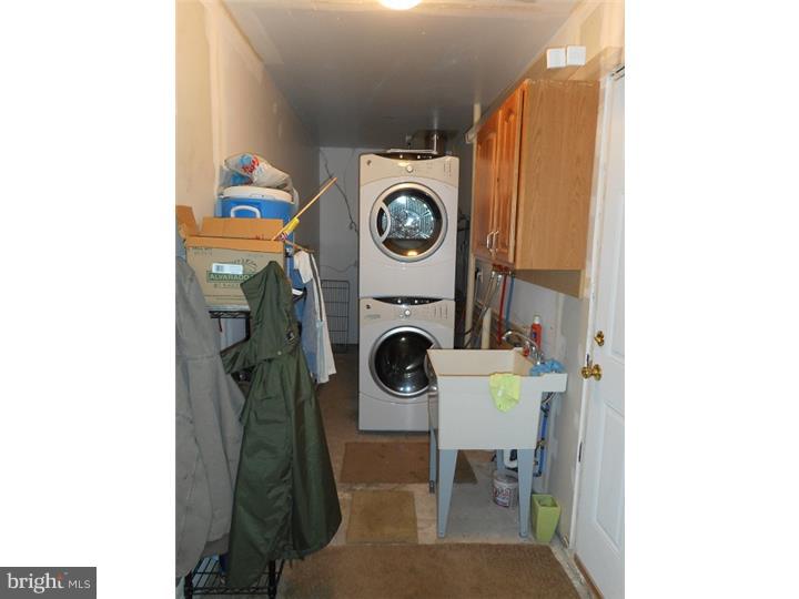14 Scarlet Oak Road Levittown, PA 19056 - Photo 17 of 17 Laundry Room