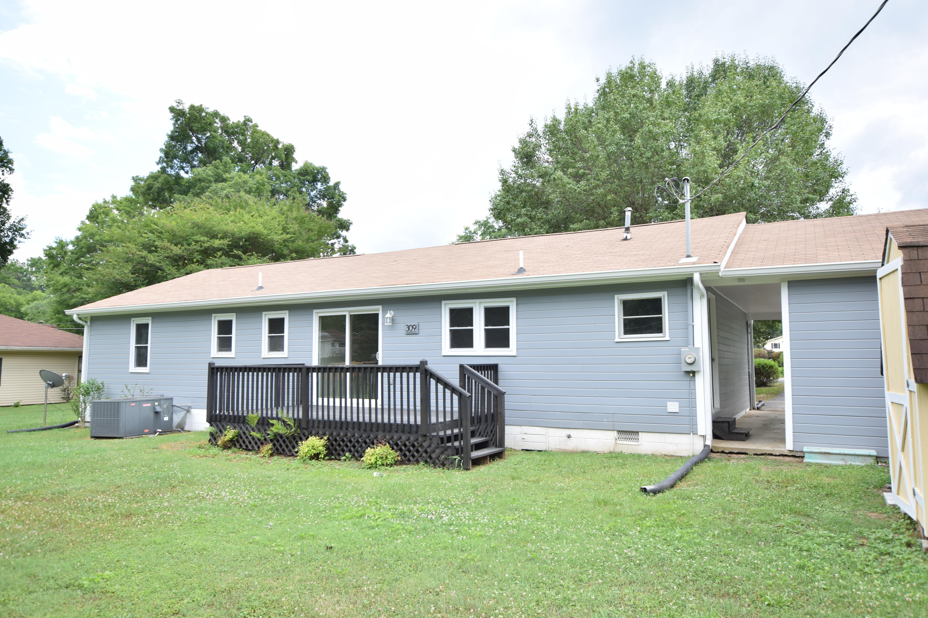 309 Browntown Road Chattanooga, TN 37415 - Photo 3 of 12 DSC_0479
