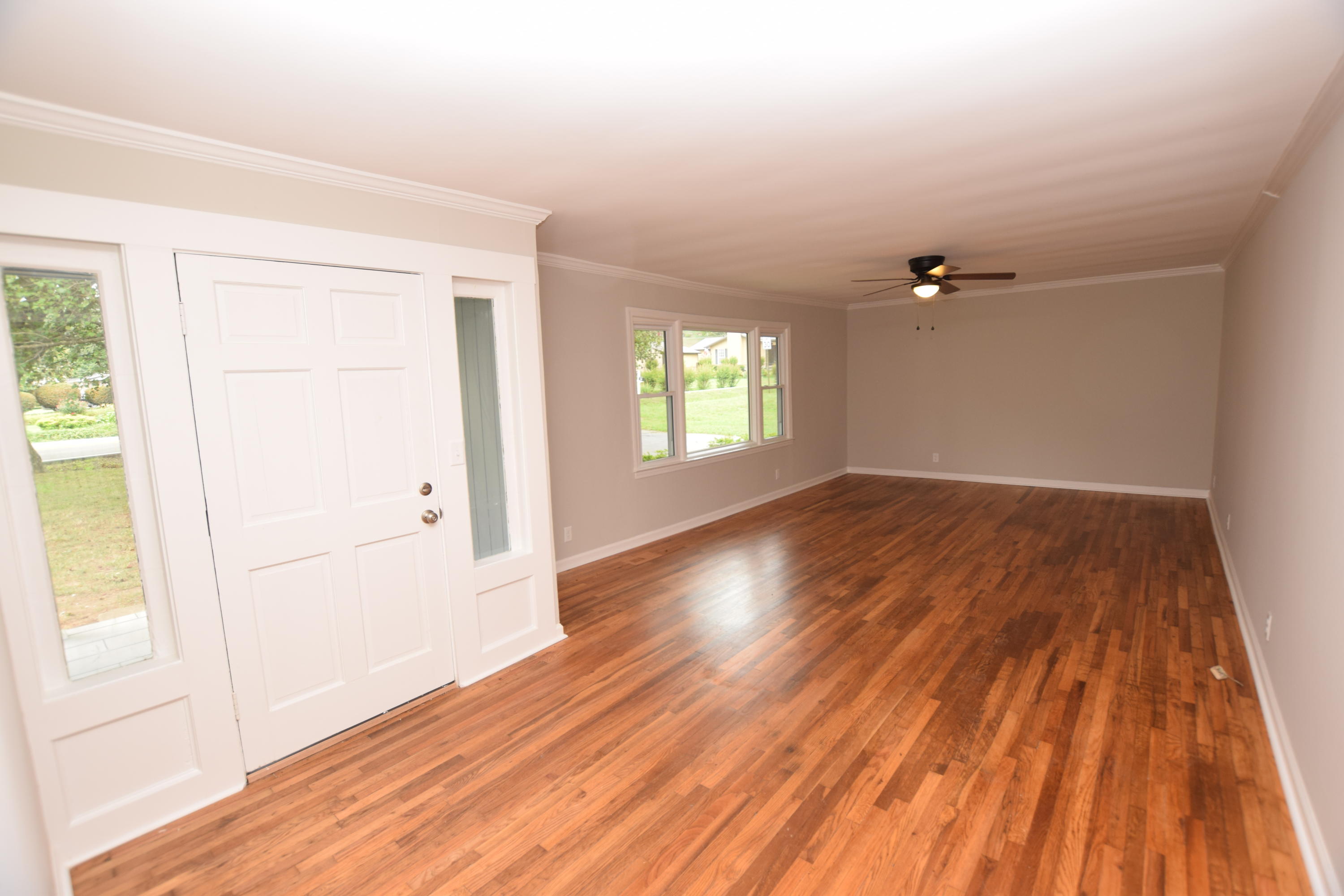 309 Browntown Road Chattanooga, TN 37415 - Photo 5 of 12 DSC_0489