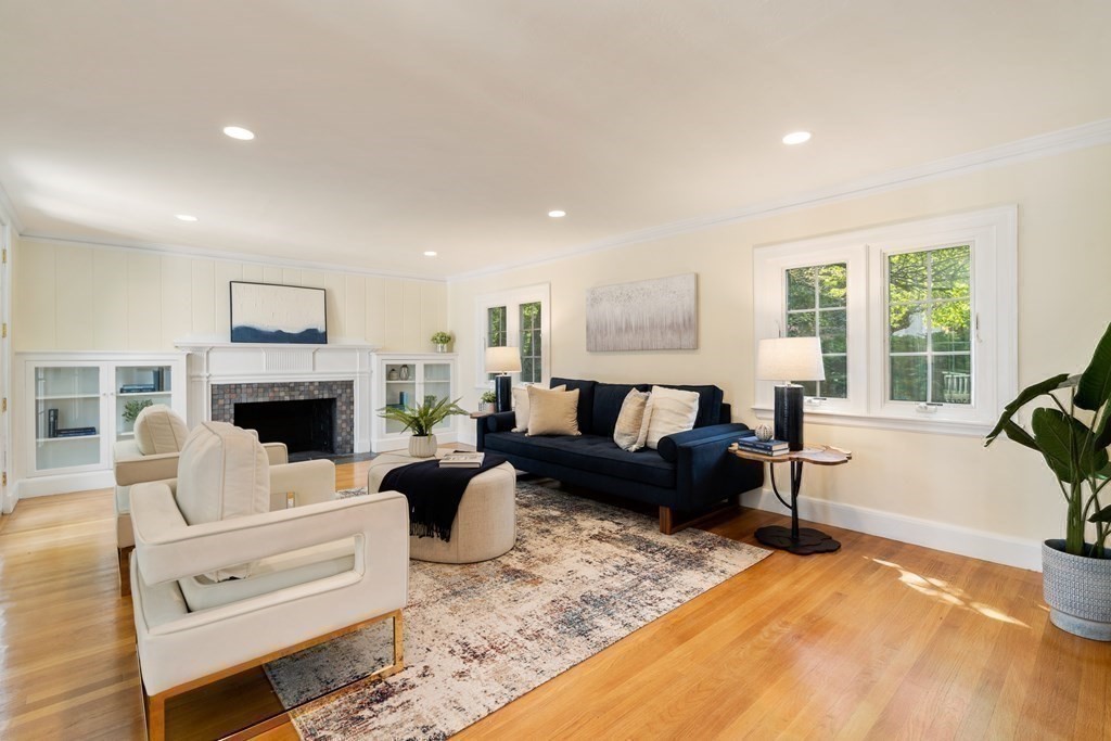 23 Long Meadow Road Newton, MA 02459 - Photo 9 of 35