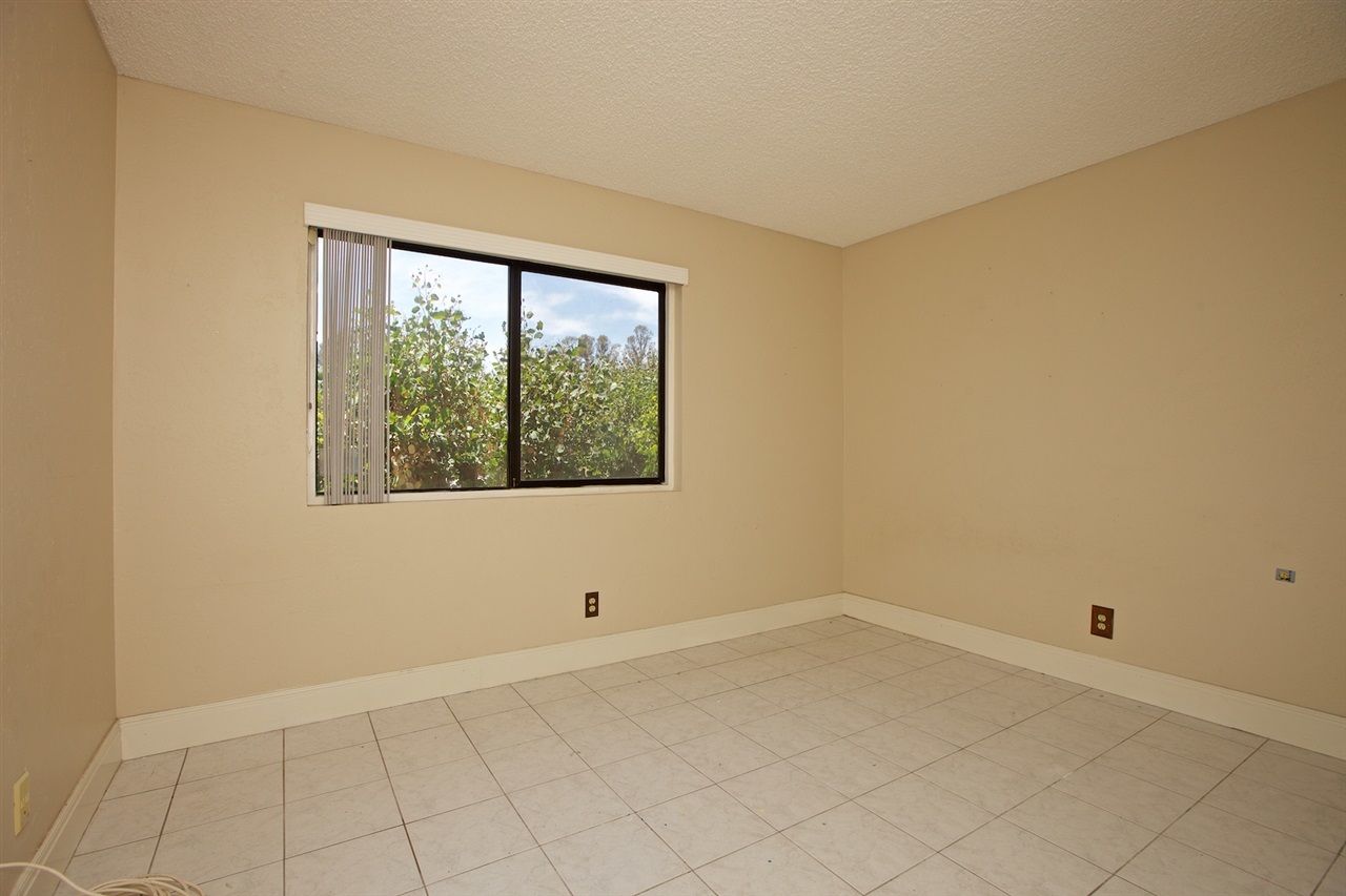 852 Willow Tree Lane Fallbrook, CA 92028 - Photo 13 of 22 Gallery Image 13