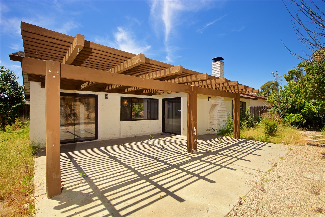 852 Willow Tree Lane Fallbrook, CA 92028 - Photo 20 of 22 Gallery Image 20