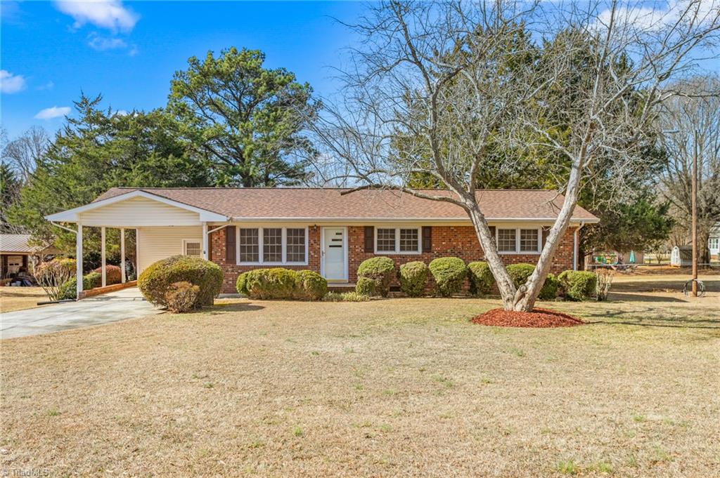 607 West Lebanon Road Mebane, NC 27302 - Photo 2 of 31