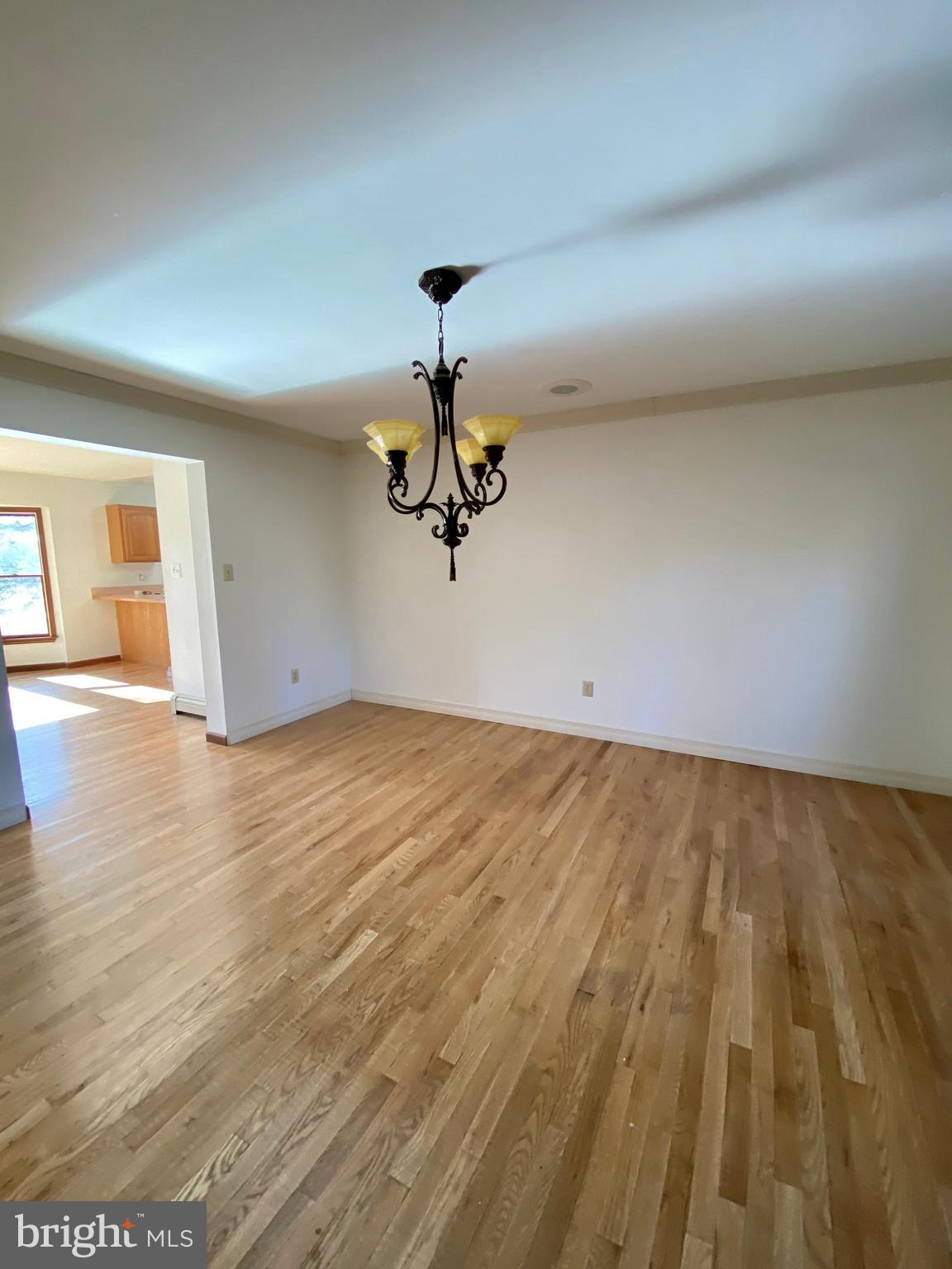 25 Nottingham Drive Sicklerville, NJ 08081 - Photo 15 of 31