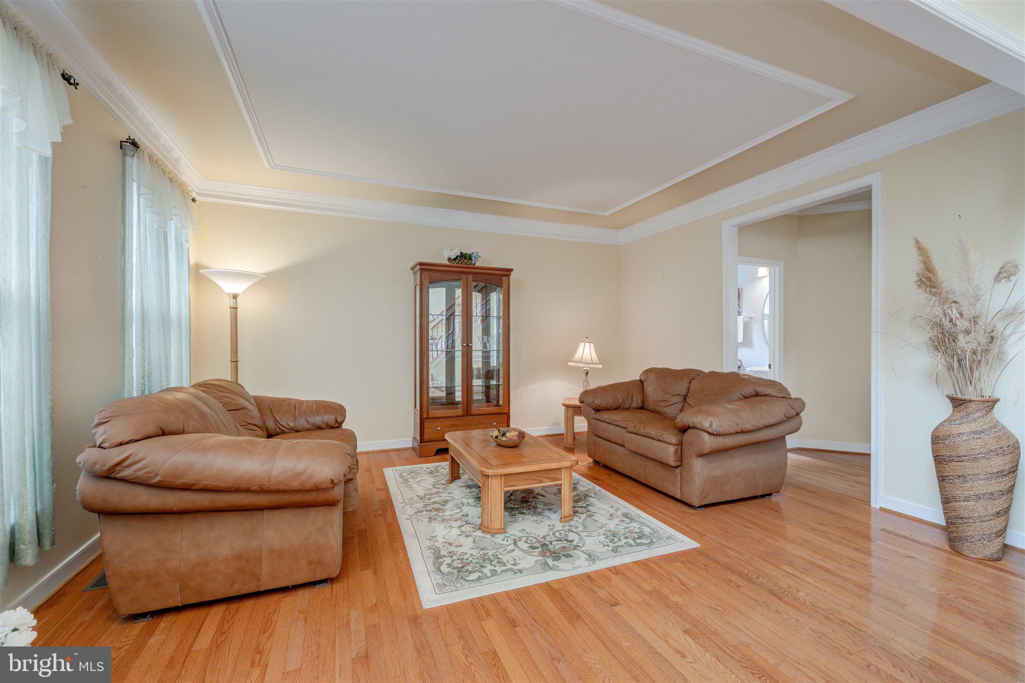 8308 Accotink Road Lorton, VA 22079 - Photo 5 of 59 Living Room