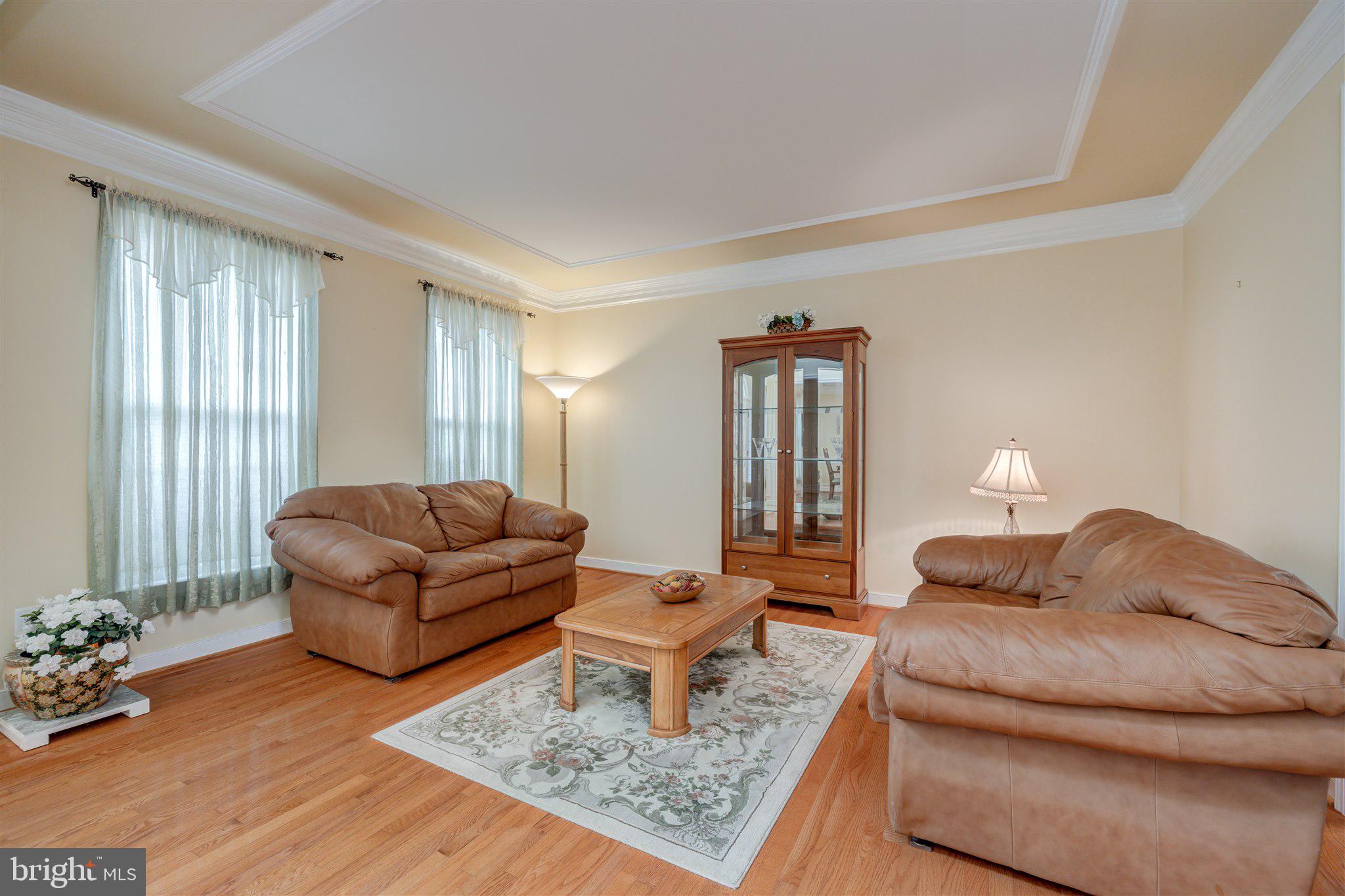 8308 Accotink Road Lorton, VA 22079 - Photo 6 of 59 Living Room