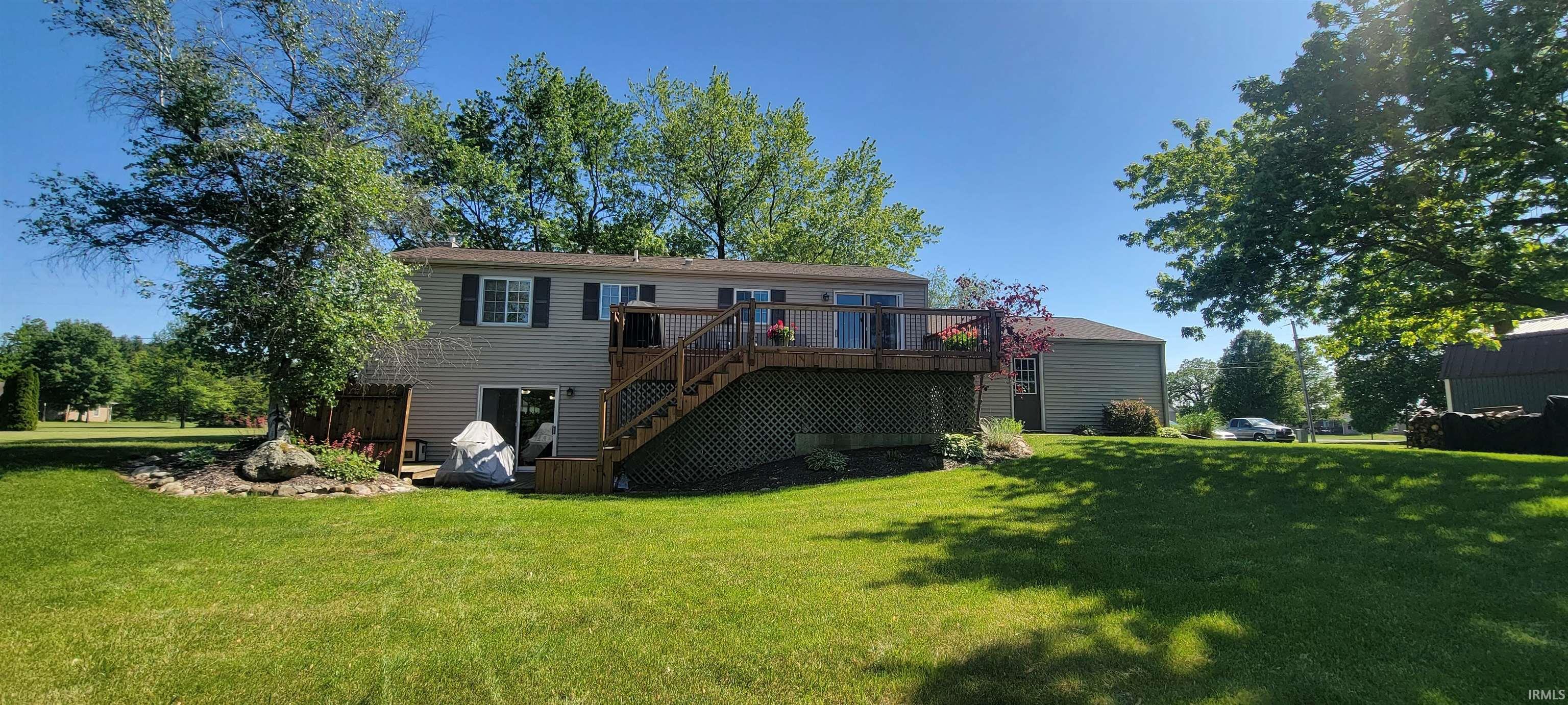 140 Owl Drive Rochester, IN 46975 - Photo 2 of 18