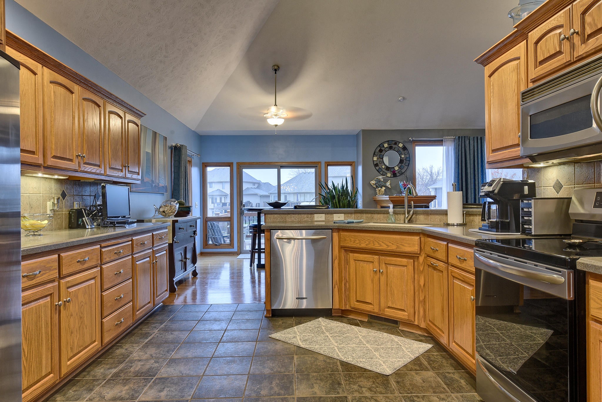 640 Key Circle Carter Lake, IA 51510 - Photo 10 of 50 Gallery Image 10