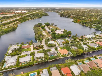 $2,995,000 | 1002 Lake Shore Drive, Delray Beach, FL 33444