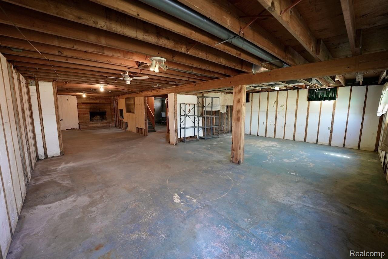 7874 Beard Road Byron, MI 48418 - Photo 17 of 28 DSC00139.jpeg