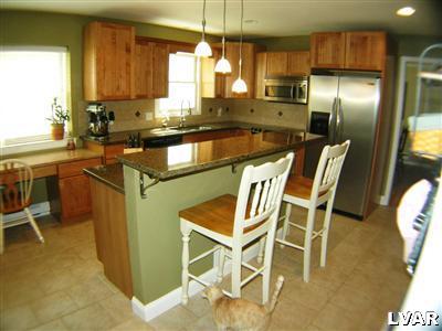 2027 Hilltop Road Bethlehem, PA 18015 - Photo 6 of 15 Gallery Image 6