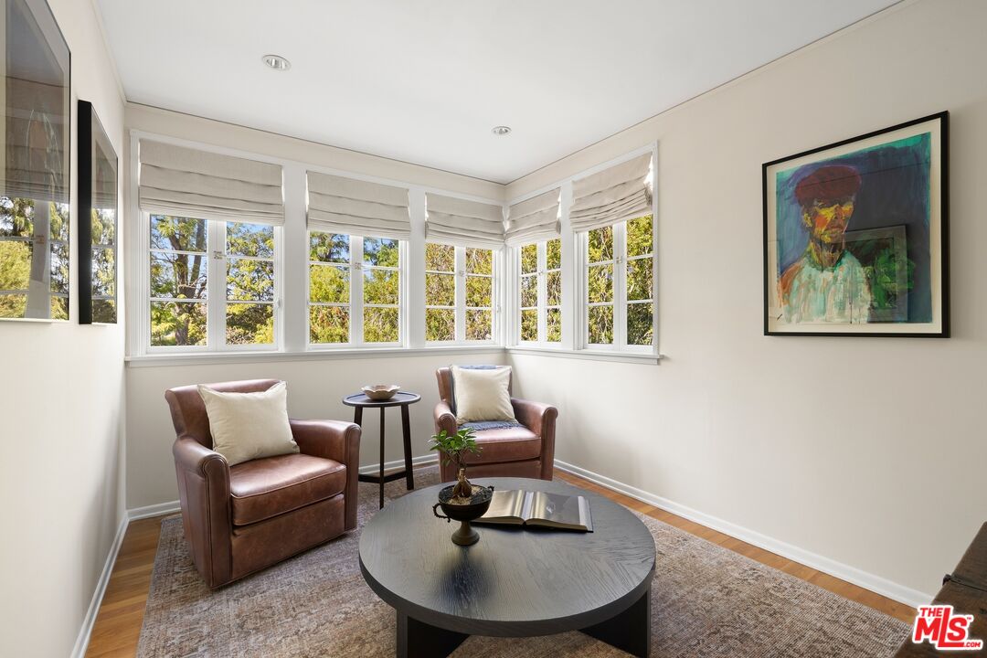 10339 Glenbarr Avenue Los Angeles, CA 90064 - Photo 18 of 22