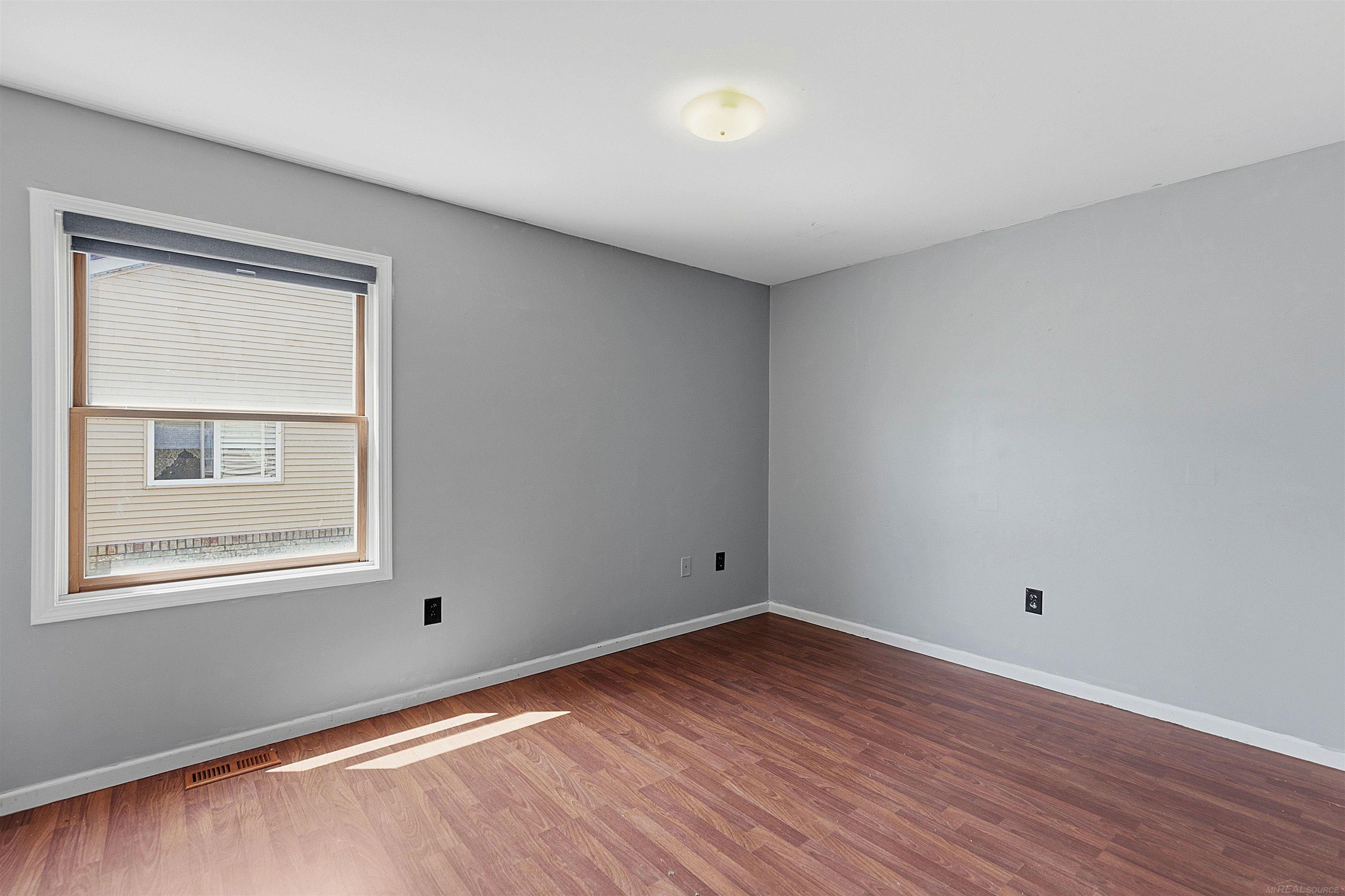 51613 Sass Road New Baltimore, MI 48047 - Photo 15 of 40