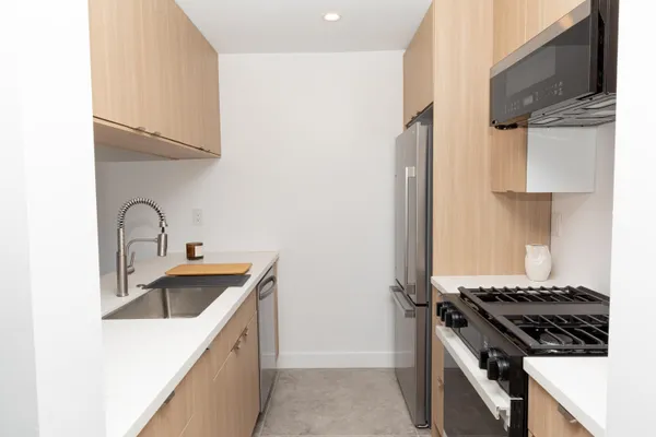 $2,050 | 1400 East Palm Canyon Drive, Unit 217, Palm Springs, CA 92264