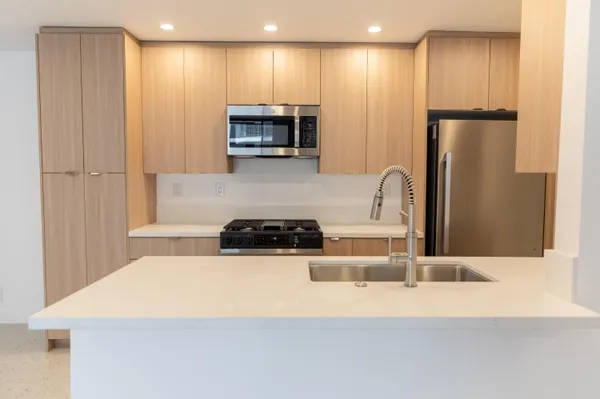 $2,175 | 1400 East Palm Canyon Drive, Unit 217, Palm Springs, CA 92264