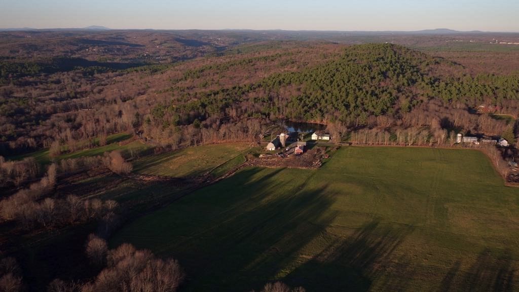 233 Ragged Hill Road West Brookfield, MA 01585 - Photo 12 of 28