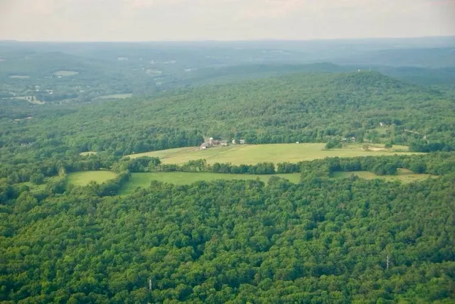 $1,750,000 | 233 Ragged Hill Road, West Brookfield, MA 01585