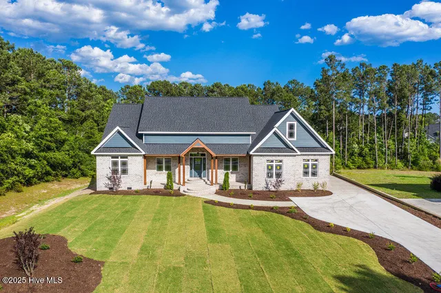 $1,225,000 | 406 Compass Point, Hampstead, NC 28443