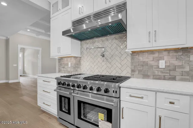 $1,225,000 | 406 Compass Point, Hampstead, NC 28443