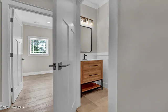 $1,225,000 | 406 Compass Point, Hampstead, NC 28443