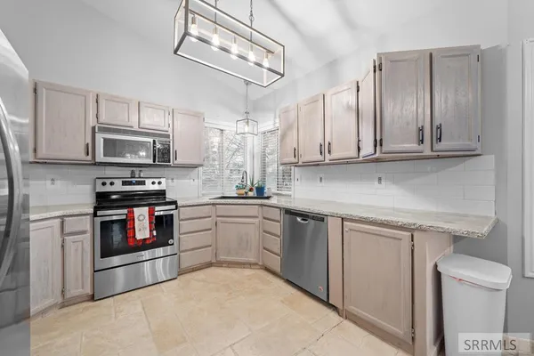 $409,500 | 3030 Mesquite Drive, Idaho Falls, ID 83404