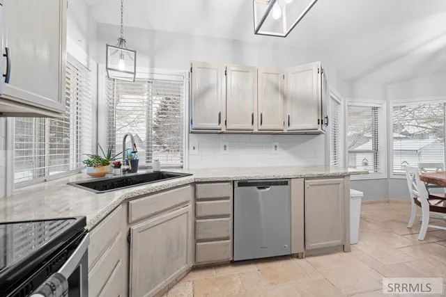 $439,900 | 3030 Mesquite Drive, Idaho Falls, ID 83404