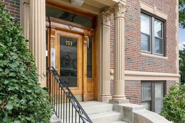 $3,100 | 153 Strathmore Road, Unit 5, Boston, MA 02135