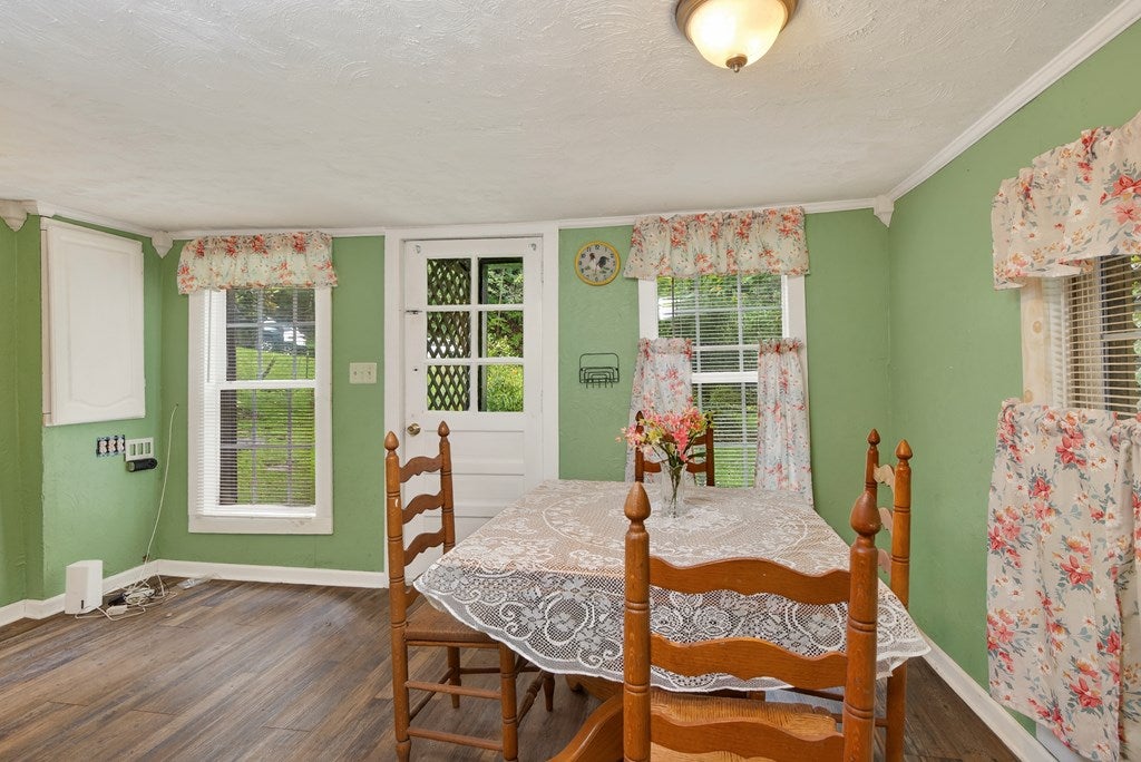 14321 Racking Horse Road Abingdon, VA 24210 - Photo 15 of 44 Gallery Image 15