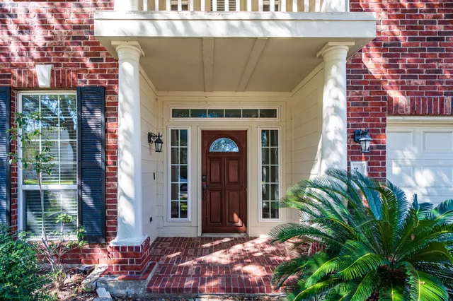 $390,000 | 9611 Sage Dock Court, Houston, TX 77089