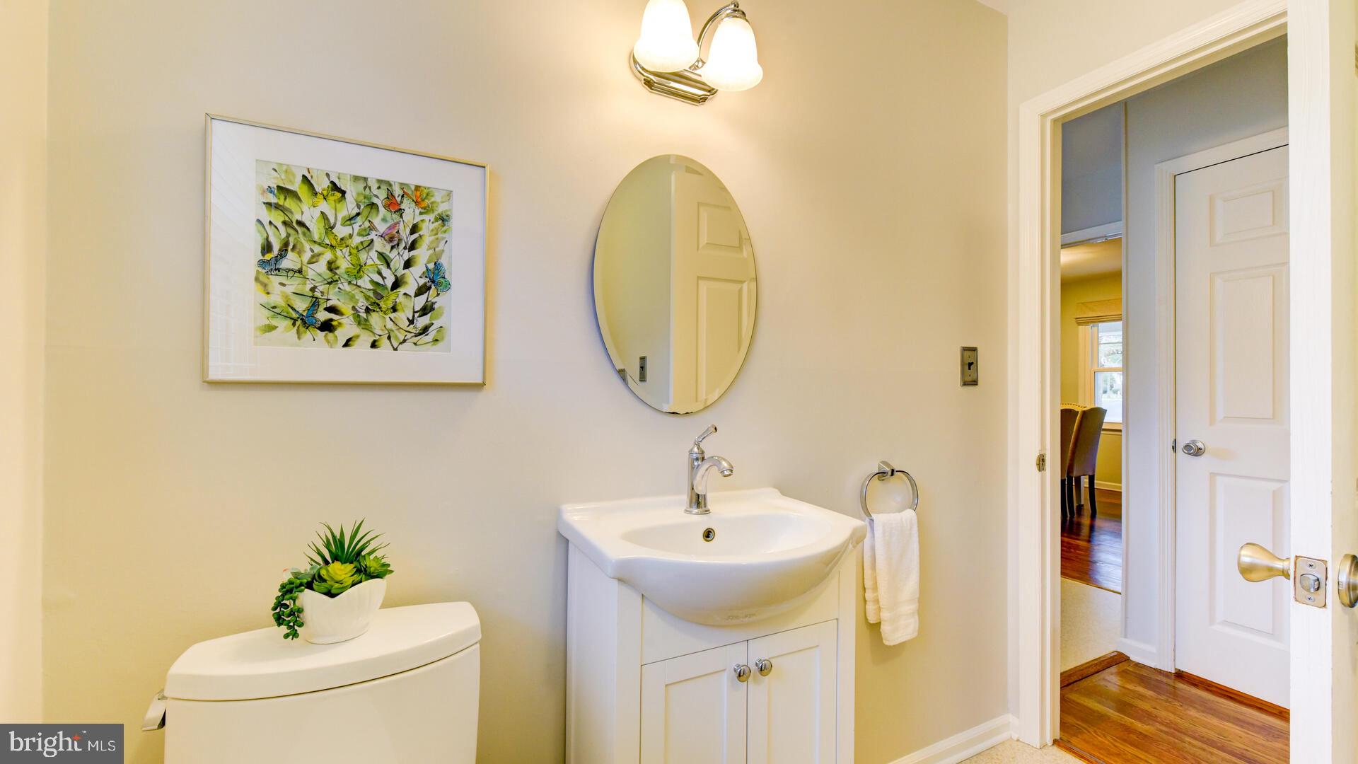4 Sutton Lane Princeton Junction, NJ 08550 - Photo 22 of 39 Powder/Laundry Room