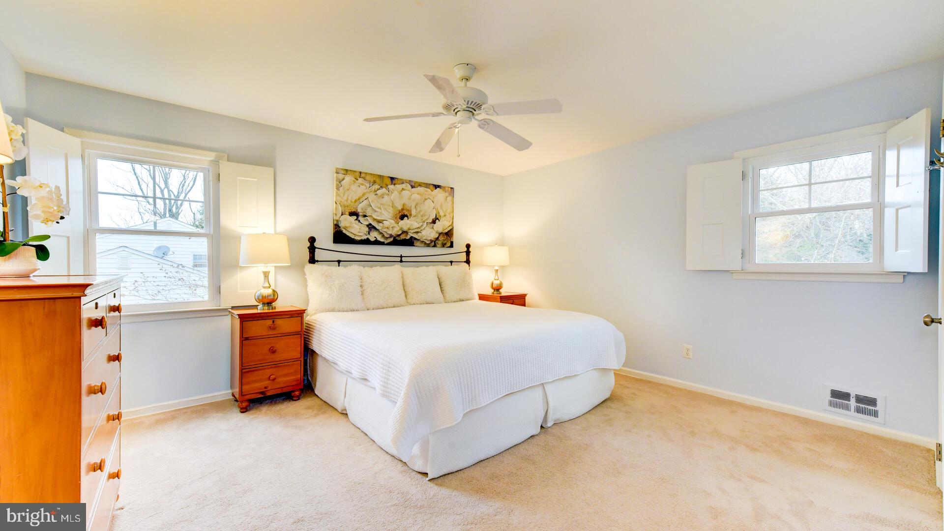 4 Sutton Lane Princeton Junction, NJ 08550 - Photo 24 of 39 Primary Bedroom