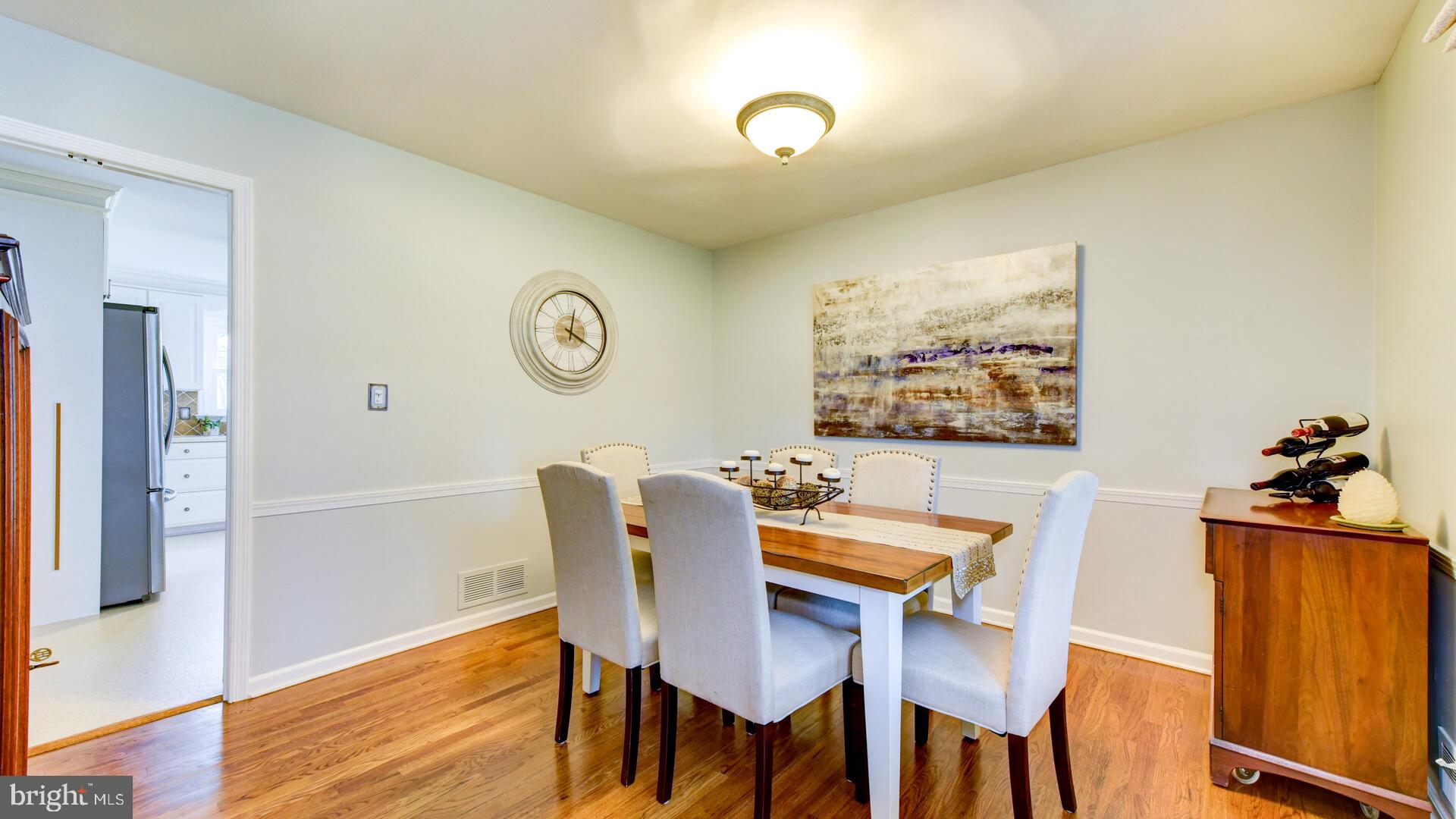 4 Sutton Lane Princeton Junction, NJ 08550 - Photo 8 of 39 Dining Room