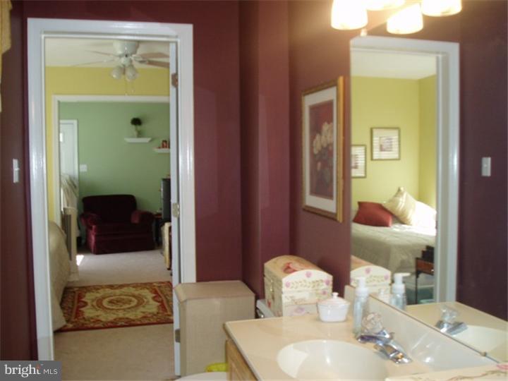 105 Springvalley Way Aston, PA 19014 - Photo 22 of 25 Gallery Image 22