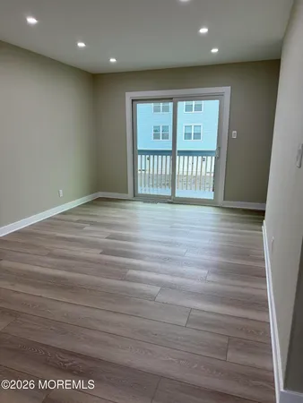 $2,800 | 4 Beachway Avenue, Unit 9, Keansburg, NJ 07734