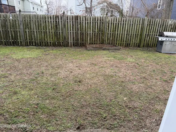 $2,800 | 4 Beachway Avenue, Unit 9, Keansburg, NJ 07734