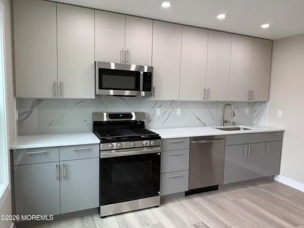 $2,800 | 4 Beachway Avenue, Unit 9, Keansburg, NJ 07734