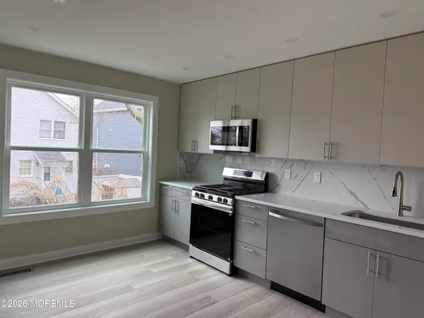 $2,800 | 4 Beachway Avenue, Unit 9, Keansburg, NJ 07734