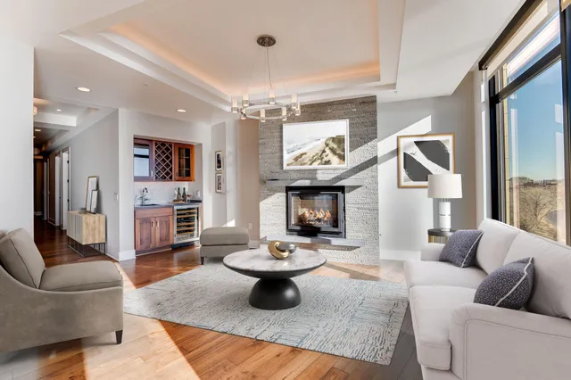 $4,900 | 2622 West Lake Street, Unit 609, Minneapolis, MN 55416