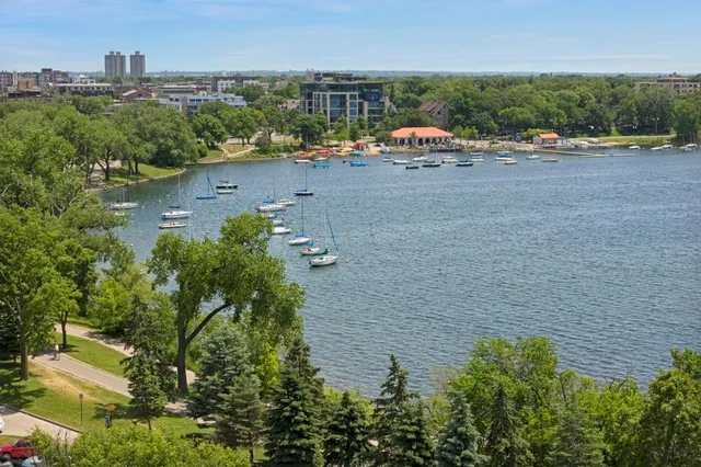$4,900 | 2622 West Lake Street, Unit 609, Minneapolis, MN 55416
