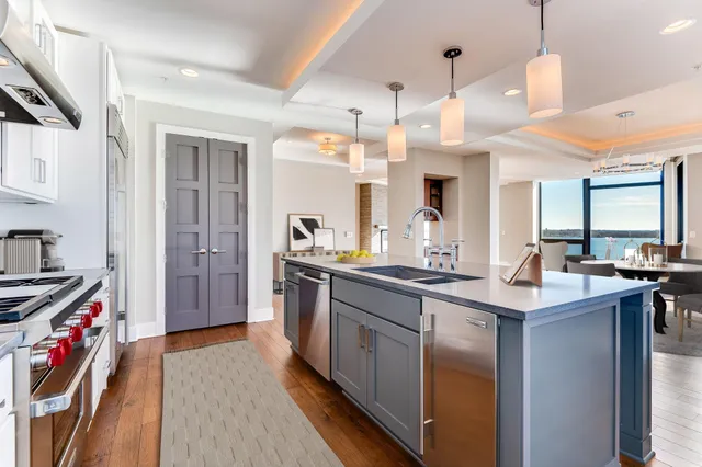 $4,900 | 2622 West Lake Street, Unit 609, Minneapolis, MN 55416